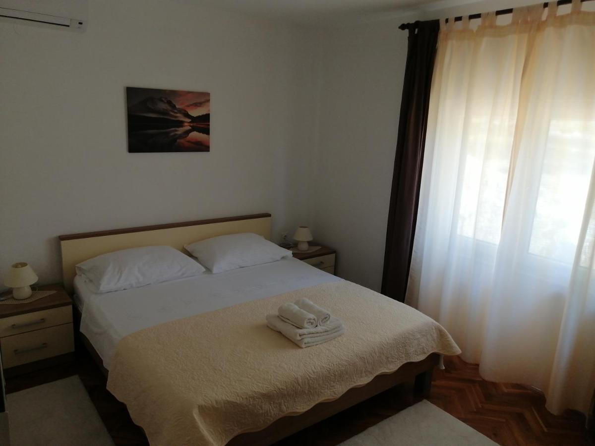 Holiday House Tunjarice 奥布罗瓦茨 外观 照片