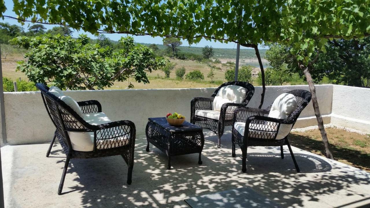 Holiday House Tunjarice 奥布罗瓦茨 外观 照片